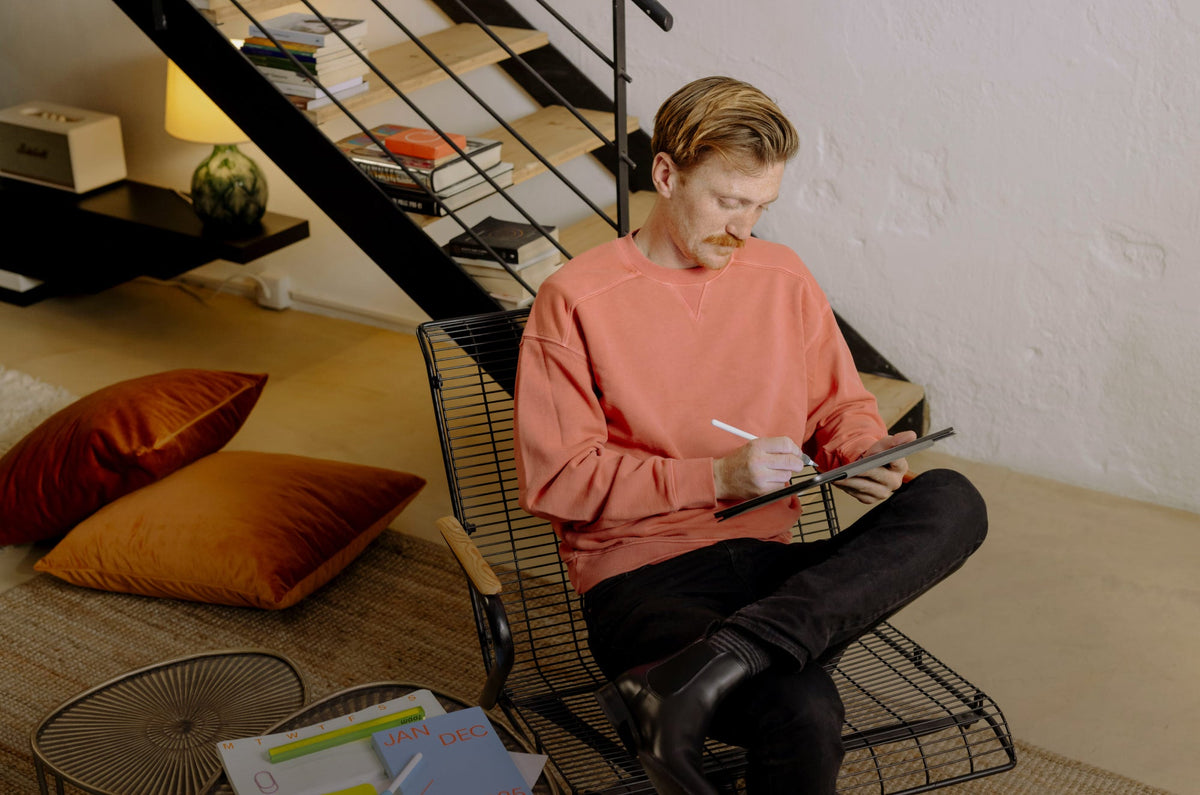 Why Digital Notetaking by Hand is Better than Using a Laptop
